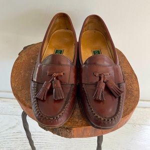 Vintage men’s Cole Haan leather tassel loafers